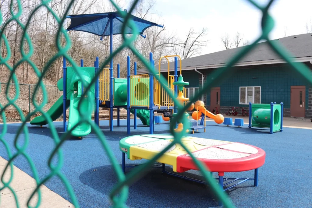 adventure-learning-center-ballwin-mo-playground